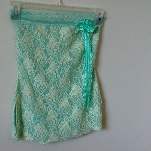 Lacey strapless teal top
